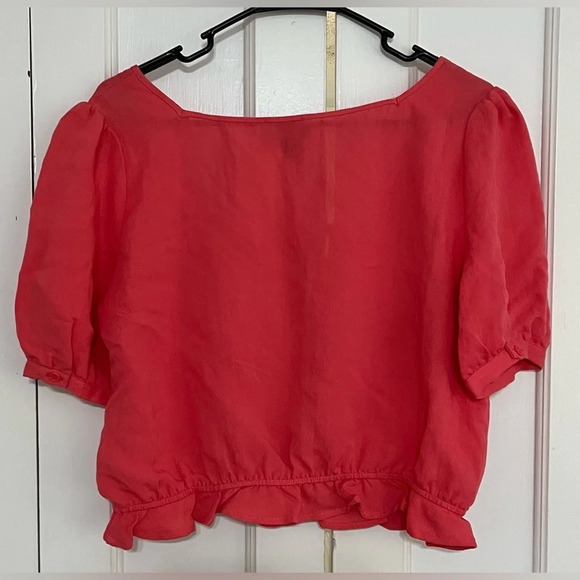 Lumiere lace trim crop short sleeve top in pink - Picture 4 of 5